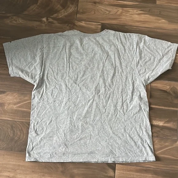 Men’s adidas t-shirt - Picture 3 of 5